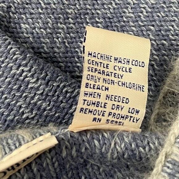 NorthCrest Vest Size XL Blue Rabbit Hair Embroidered Sweater Christmas Winter - Picture 5 of 7